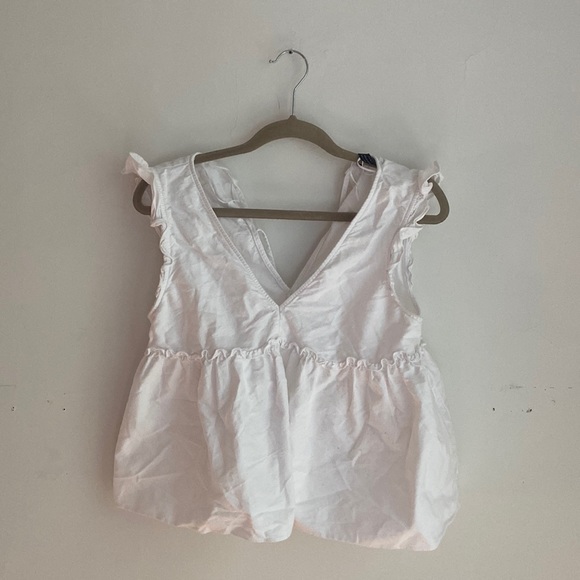 Sleeveless Deep V White Top - Picture 1 of 4